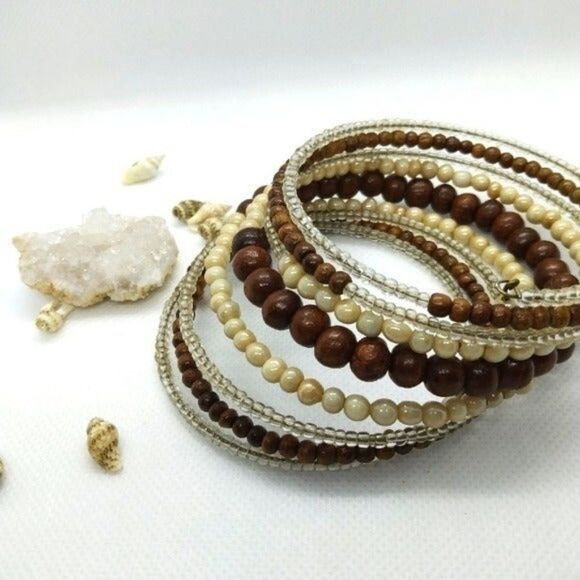Boho multi layered beaded natural bracelet - Picture 1 of 4